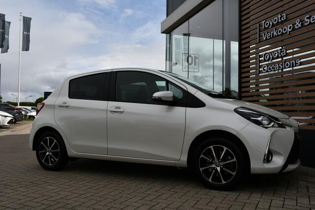 Toyota YARIS 1.5 VVT-i Dynamic 5-deurs 112pk | 6-bak | Climate | Cruise | NL-auto |