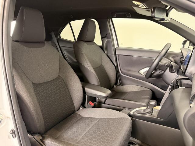 Toyota YARIS Cross 1.5 Hybrid Dynamic | Parelmoer wit | Apple Carplay | Dealeronderhouden |
