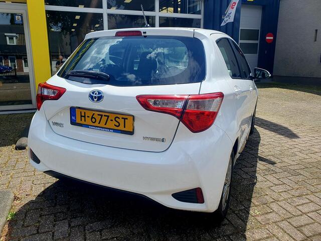 Toyota YARIS 1.5 Hybrid Aspiration All-in prijs!