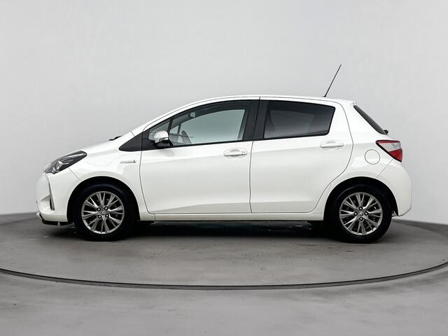 Toyota YARIS 1.5 Hybrid Dynamic | Navigatie | Cruise control | Achteruitrijcamera | Climate Control | Bluetooth | DAB