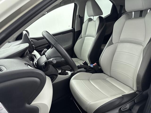 Toyota YARIS 1.5 VVT-i Executive | Parkeersensoren V+A | Dode Hoek Detectie | Onderweg-naar-dealer
