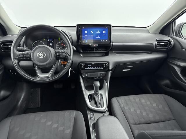 Toyota YARIS 1.5 Hybrid 115 Dynamic | Stuur-Stoelverwarming | Parkeersensoren V+A | Onderweg-naar-dealer
