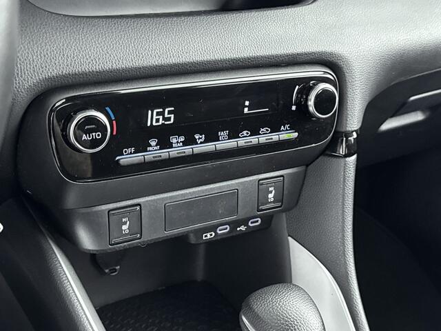 Toyota YARIS 1.5 Hybrid 115 Dynamic | Stuur-Stoelverwarming | Parkeersensoren V+A | Onderweg-naar-dealer