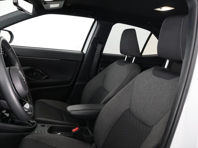 Toyota YARIS Cross 1.5 Hybrid 115 Dynamic Luxury | Stuur-& Stoelverwarming | Apple Carplay & AndroidAUTO | Camera