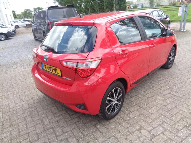 Toyota YARIS 1.5 Hybrid Dynamic Automaat, ECC, LM velgen