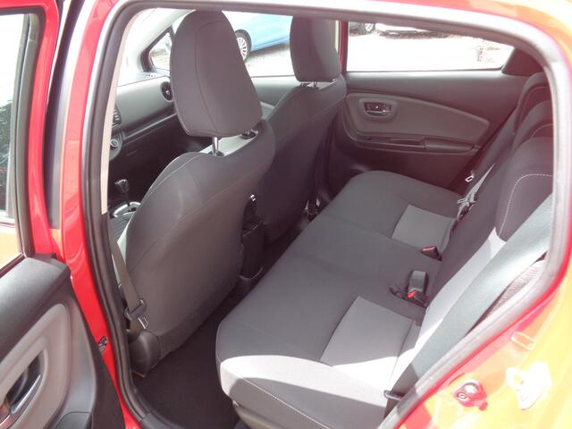 Toyota YARIS 1.5 Hybrid Dynamic Automaat, ECC, LM velgen