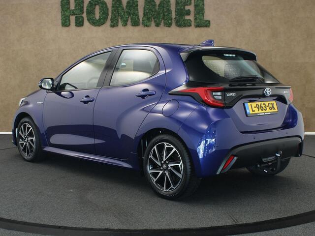 Toyota YARIS 1.5 Hybrid Dynamic - ORIGINEEL NEDERLANDSE AUTO - TREKHAAK (450KG TREKGEWICHT) - AUTOMATISCHE AIRCO - ACHTERUITRIJCAMERA - PARKEERSENSOREN ACHTER - KEYLESS ENTRY/START - LED KOPLAMPEN - APPLE CARPLAY/ANDROID AUTO