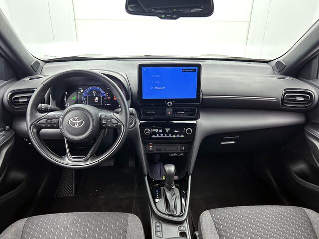 Toyota YARIS Cross 1.5 Hybrid 115 Dynamic | Voorruit-Stuur-Stoelverwarming | Parkeersensoren V+A | Onderweg-naar-dealer