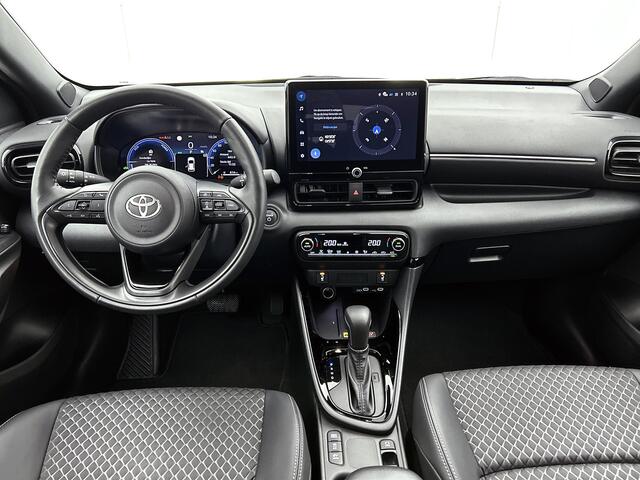 Toyota YARIS 1.5 Hybrid 130 Executive | Parkeersensoren V+A | Stuur-Stoelverwarming | Onderweg-naar-dealer