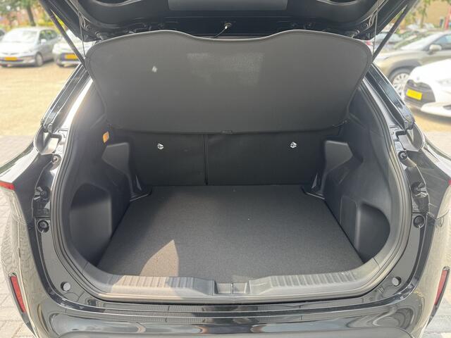 Toyota YARIS Cross 1.5 Hybrid 130 Style Edition 2026 Parkeersensoren, Dodehoekdetectie, Navigatie