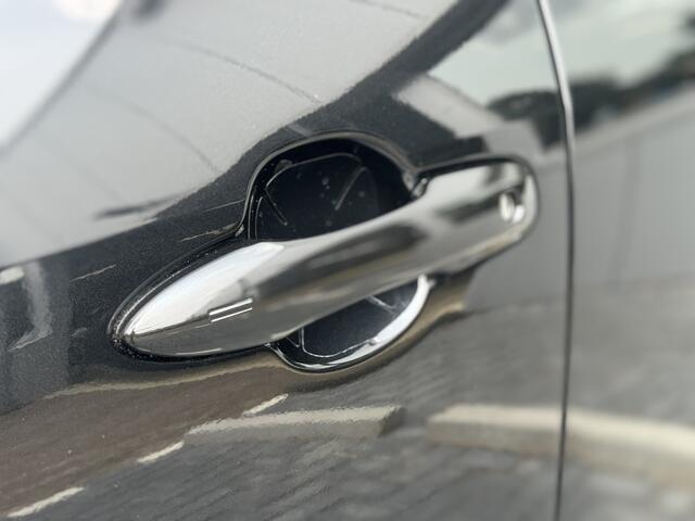 Toyota YARIS Cross 1.5 Hybrid 130 Style Edition 2026 Parkeersensoren, Dodehoekdetectie, Navigatie