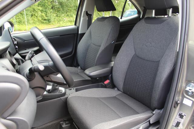 Toyota YARIS Cross 1.5 VVT-I Active | Rijklaar | Apple/Android | Camera | Adap.cruise | Airco | LM-velgen | Dealer onderhouden