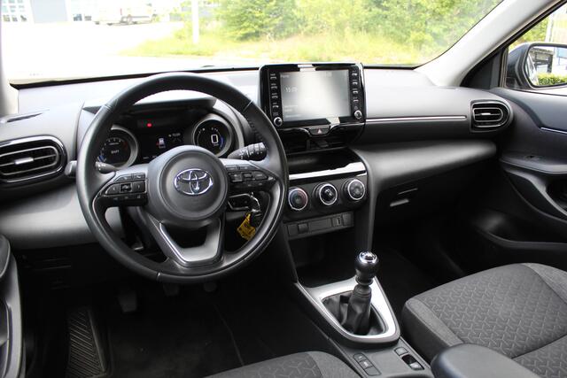 Toyota YARIS Cross 1.5 VVT-I Active | Rijklaar | Apple/Android | Camera | Adap.cruise | Airco | LM-velgen | Dealer onderhouden