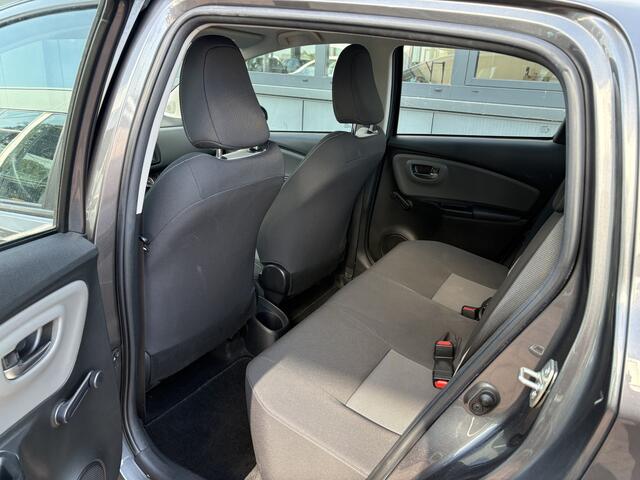 Toyota YARIS 1.0 VVT-i Connect 5-drs. CAMERA/CARPLAY/AIRCO/15INCH