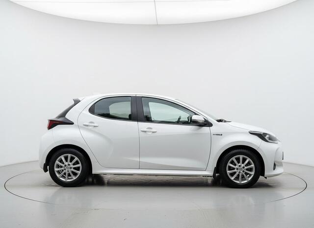 Toyota YARIS 1.5 Hybrid Active NAVI - LMV - CAMERA - CLIMATE