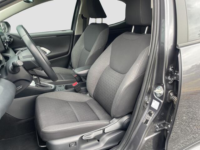 Toyota YARIS 1.5 Hybrid 115 Business
