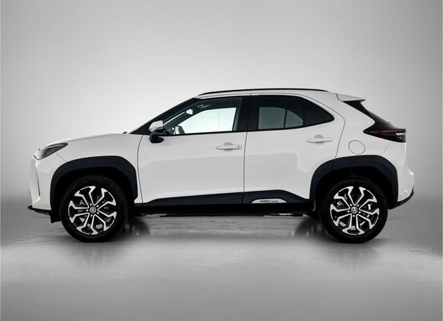 Toyota YARIS Cross 1.5 Hybrid 130 Dynamic Comfort Pack | BTW voertuig | Dodehoek detectie | Stoel+stuurverwarming | Parkeersensoren voor+achter | Apple CarPlay/Android auto | Climate control | Achteruitrijcamera |