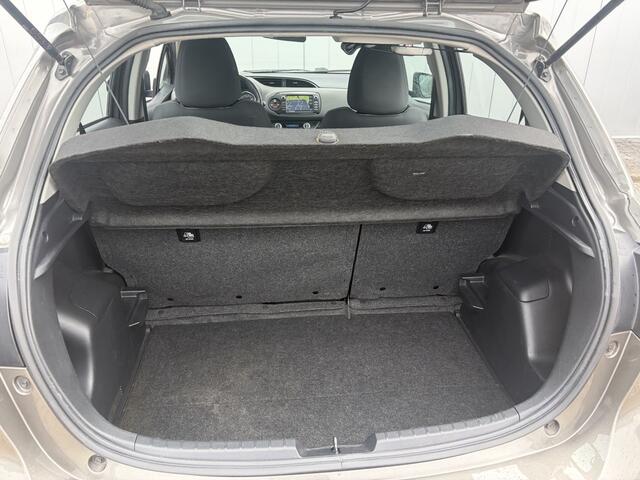 Toyota YARIS 1.5 Hybrid Design NL Auto Dealer Onderhouden Navi Clima Cruise Carplay