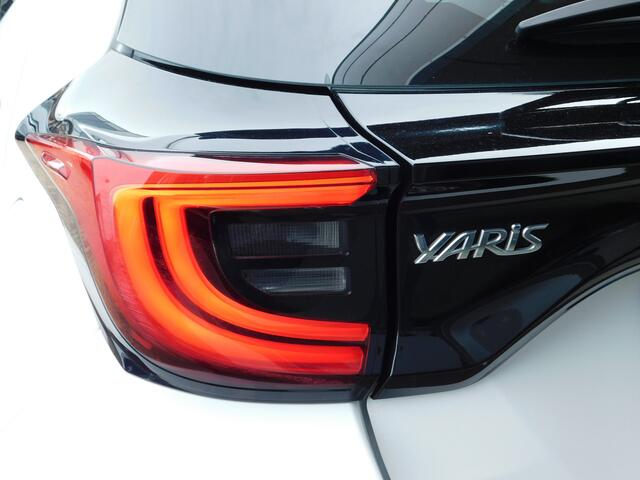 Toyota YARIS 1.5 Hybrid Dynamic | NAVI