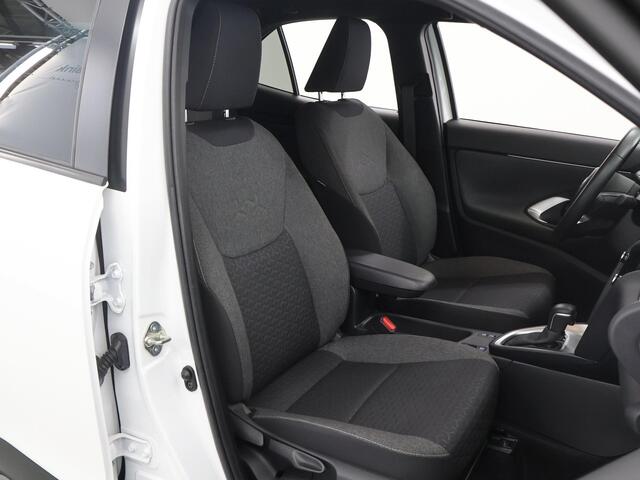 Toyota YARIS Cross 1.5 Hybrid First Edition | LED | Navigatie | Parkeercamera | Apple Carplay/Android Auto | DAB | Climate Control | Cruise Control Adaptief |