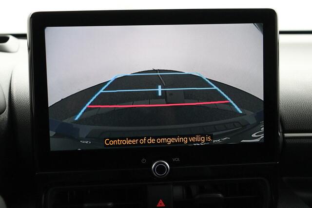 Toyota YARIS 1.5 Hybrid 130 Executive | Stoel / Stuurverwarming | Heads-up Display | Trekhaak | Blindspot | JBL |
