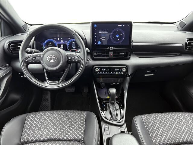 Toyota YARIS 1.5 Hybrid 130 Executive | Parkeersensoren V+A | Stuur-Stoelverwarming | Onderweg-naar-dealer