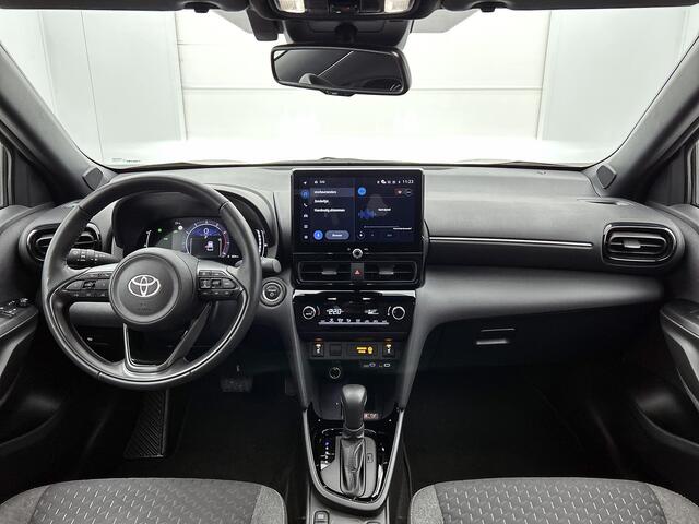Toyota YARIS Cross 1.5 Hybrid 115 Dynamic Comfort Pack | BTW voertuig | Dodehoek detectie | Stoel+stuurverwarming | Parkeersensoren voor+achter | Apple CarPlay/Android Auto | Achteruitrijcamera |