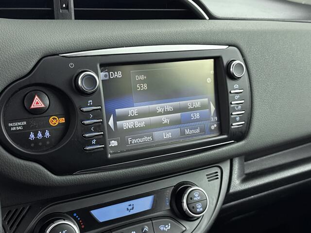 Toyota YARIS 1.5 Hybrid Dynamic | NL-Auto | Navigatie | Onderweg-naar-dealer