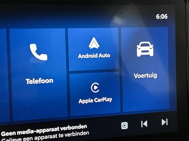 Toyota YARIS Cross 1.5 Hybrid 115 Business + | BTW Voertuig | Stoel+stuurverwarming | Apple CarPlay/Android Auto | Cruise Control Adaptive | Climate Control | Achteruitrijcamera |