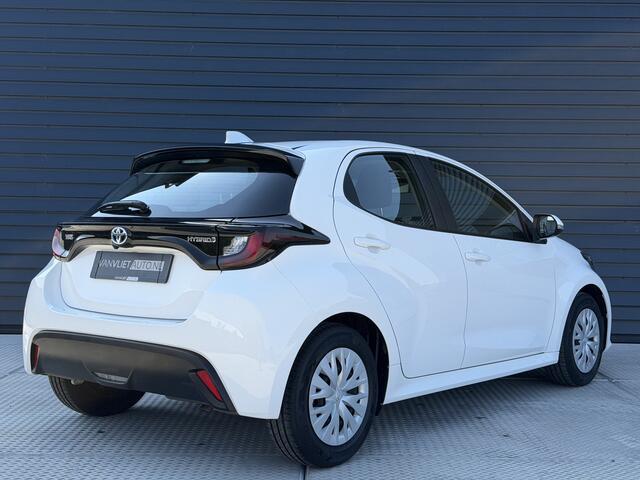 Toyota YARIS 1.5 Hybrid 115 Active CAMERA