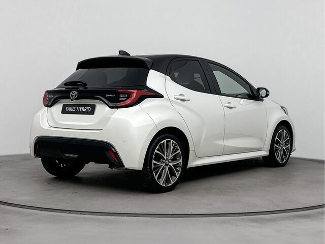 Toyota YARIS 1.5 Hybrid 130 Executive | Stoel- en Stuurwielverwarming | Head-up display |