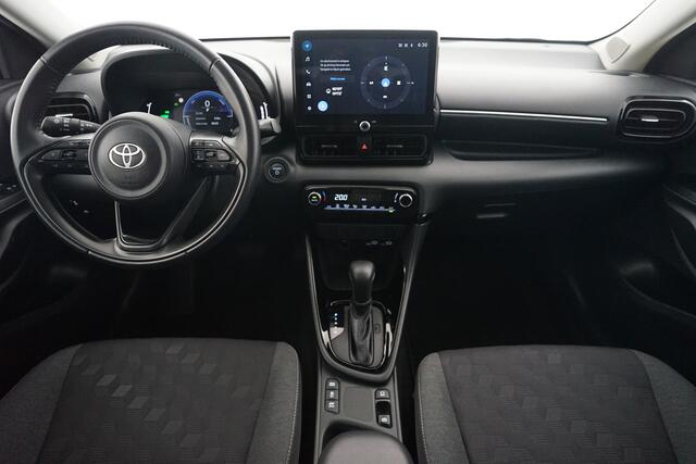 Toyota YARIS 1.5 Hybrid 115 First Edition