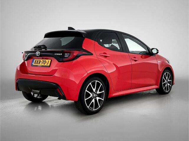 Toyota YARIS 1.5 Hybrid Style | Head-up Display | Stoel+stuurverwarming | Draadloze telefoonlader | Apple CarPlay/Android auto | Climate control | Cruise Control Adaptive |