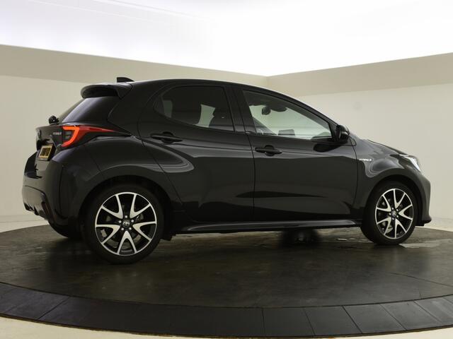 Toyota YARIS 1.5 Hybrid Executive | Blindspot | Head-up | JBL