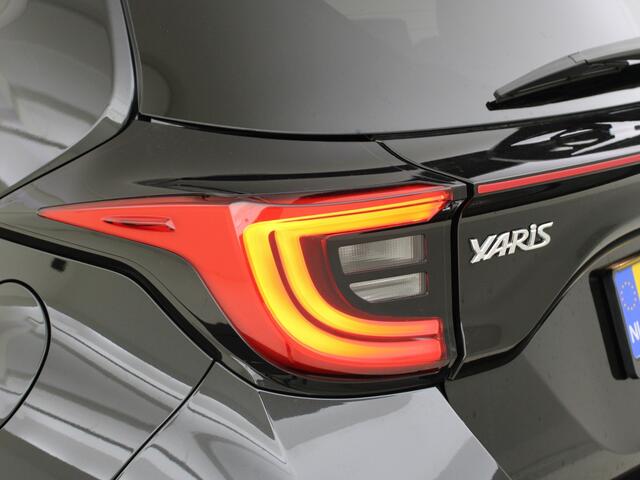 Toyota YARIS 1.5 Hybrid Executive | Blindspot | Head-up | JBL