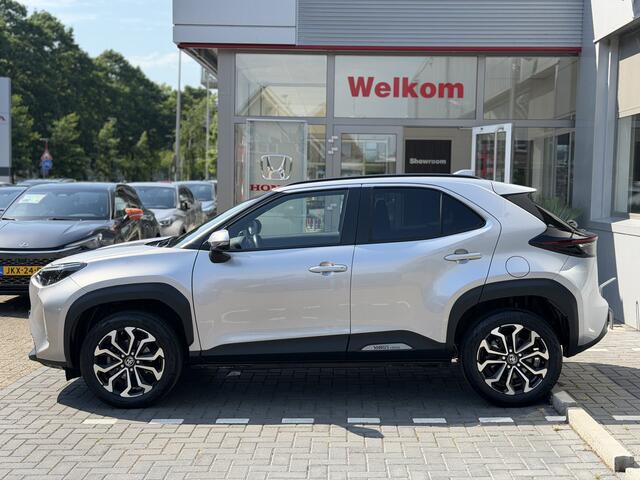 Toyota YARIS Cross 1.5 Hybrid 115 Dynamic | GEEN AFLEVERKOSTEN | Trekhaak, Apple/Android, Voorstoelen + stuur verwarmd