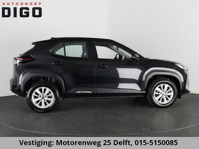 Toyota YARIS Cross 1.5 HYBRID BIJNA 2024. GARANTIE TOT 11-2033! CARPLAY NAVI. CAMERA .ADAPTIVE CRUISE.APPLE CARPLAY & ANDRIOD AUTO .
