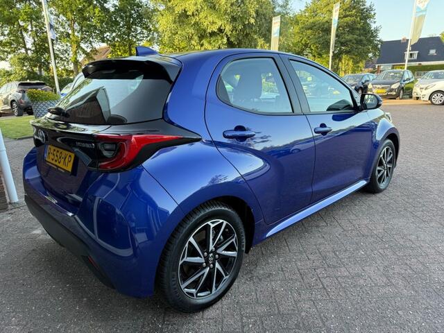 Toyota YARIS 1.5 HYBRIDE DYNAMIC Orig. NL/Camera/Climate Control