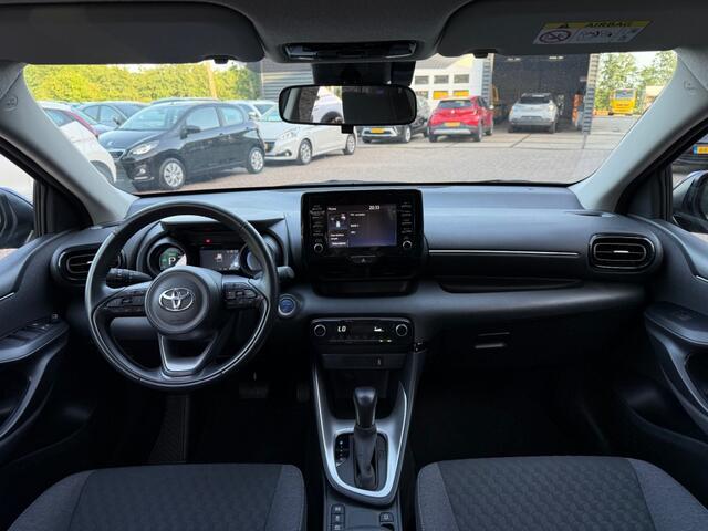Toyota YARIS 1.5 HYBRIDE DYNAMIC Orig. NL/Camera/Climate Control