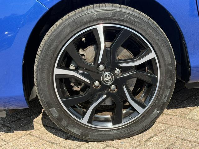 Toyota YARIS 1.5 Hybrid Y20 * RIJKLAAR * + 12mnd BOVAG GARANTIE