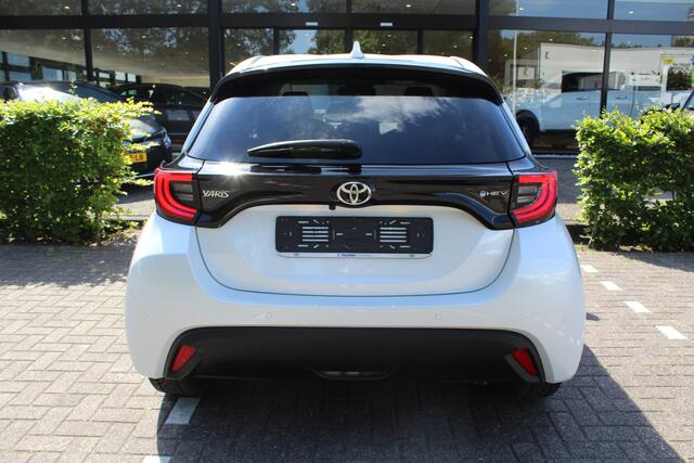 Toyota YARIS 1.5 Hybrid 115 Dynamic | Rijklaar | Stoel/Stuur-verw. | Dodehoekdetectie | PDC | LMV | Adap. Cruise | Clima