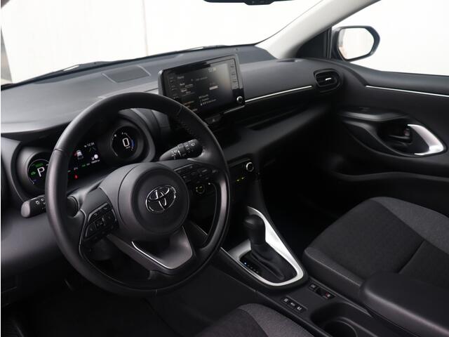 Toyota YARIS 1.5 Hybrid 115 Comfort | Carplay | Camera | Clima | Cruise