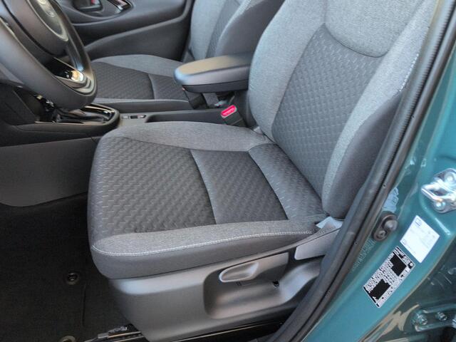 Toyota YARIS Cross 1.5 Hybrid 115 Dynamic | Oostendorp 50 jaar Editie | Actie Auto | Comfort Pack | Apple Carplay | Android Auto |