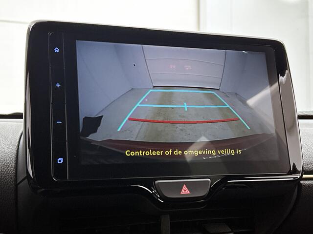 Toyota YARIS Cross 1.5 Hybrid Adventure | BTW voertuig | Dodehoek detectie | Head-Up Display | LED Matrix | Parkeersensoren voor+achter | Elektrische achterklep | Stoelverwarming |