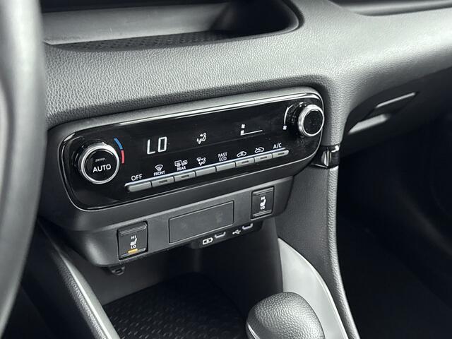 Toyota YARIS 1.5 Hybrid 115 Dynamic Comfort | Stuur-Stoelverwarming | Parkeersensoren | Apple Carplay-Android Auto |