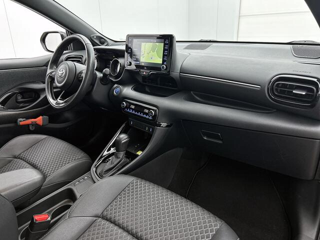 Toyota YARIS 1.5 Hybrid Executive | Panoramadak | navigatie | Parkeersensoren