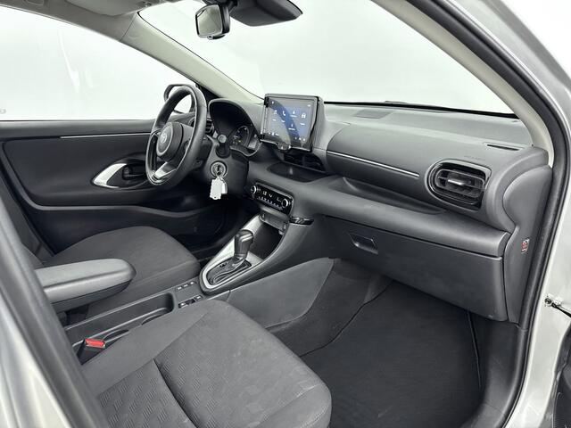 Toyota YARIS 1.5 Hybrid 115 Dynamic Limited | Parkeersensoren V+A | Stoel & Stuur Verwarming |
