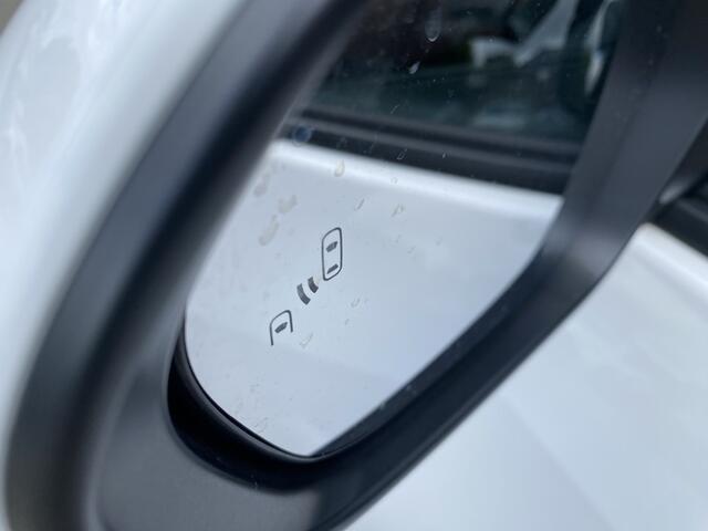 Toyota YARIS 1.5 Hybrid 115 Business Plus