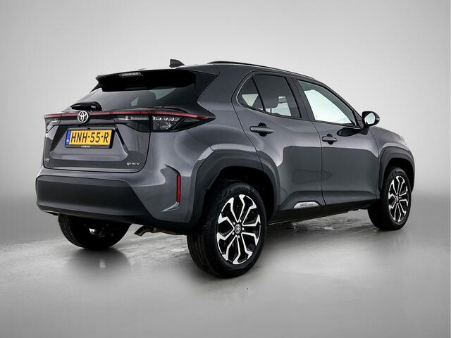Toyota YARIS Cross 1.5 Hybrid 115 First Edition | BTW voertuig | Navigatie | Apple CarPlay/Android Auto | Climate Control | Cruise Control Adaptive | Achteruitrijcamera |