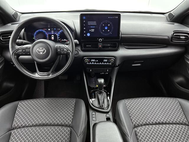 Toyota YARIS 1.5 Hybrid 130 Executive | BTW Voertuig | Stoel+stuurverwarming | dodehoek detectie | Parkeersensoren Voor+achter | Apple CarPlay/Android Auto | Cruise Control Adaptive | Draadloze telefoonlader |